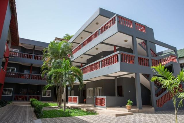 Seaview Gardens Hotel Kololi Exterior photo