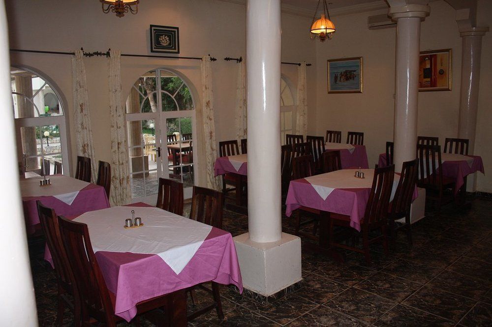 Seaview Gardens Hotel Kololi Exterior photo